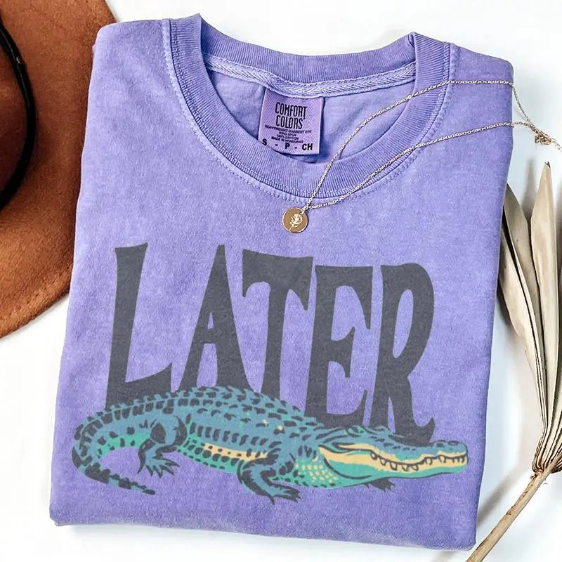 Comfort Colors Later Gator Vintage 90s T-Shirt